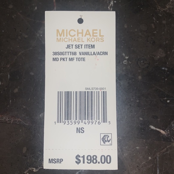 ***SOLD*** Michael Kors Jet Set Medium Signature Pocket Tote - Picture 14 of 14